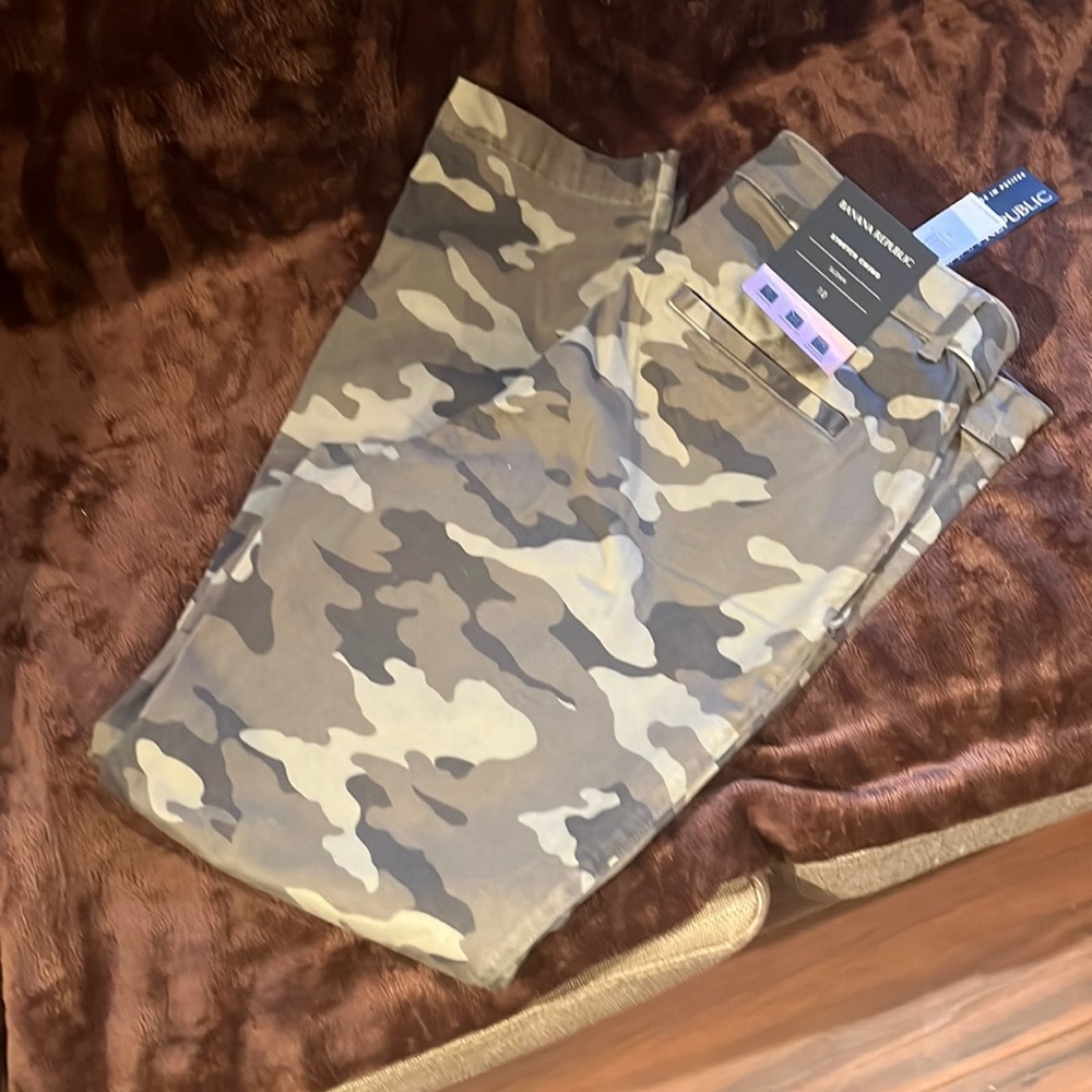 Banana Republic Camo